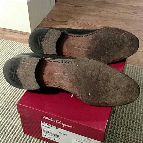 Salvatore Ferragamo Men's Dress Shoes - Picture 2 of 4